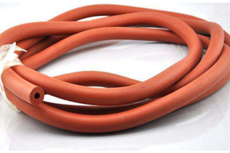 Fumed grade high temperature resistant rubber
